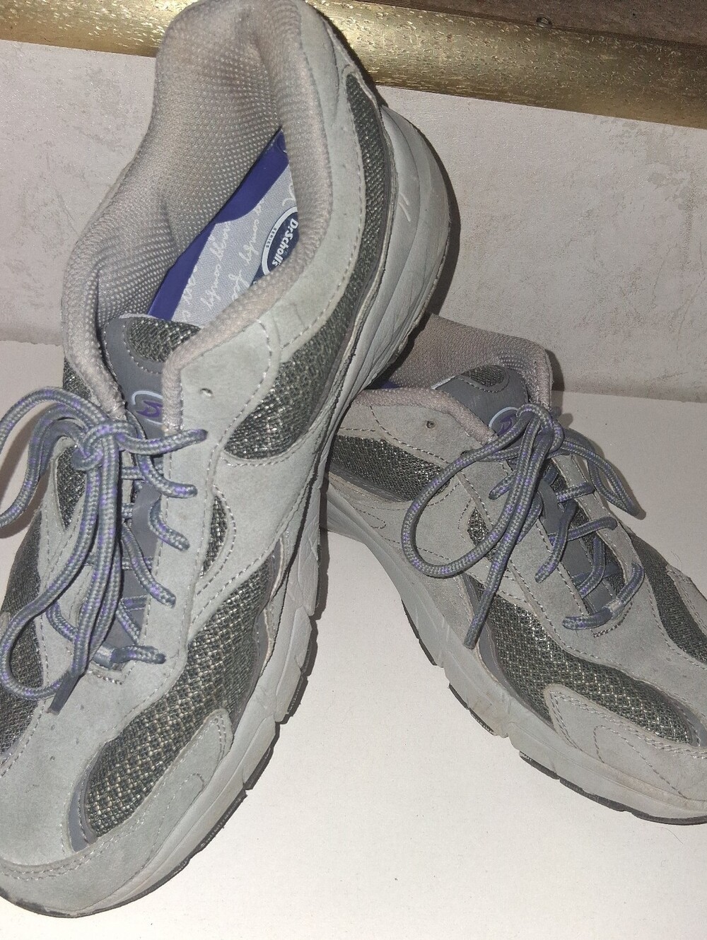 Womens Dr. Scholl's Gray and Silver W Purple Laces Athletic Sneakers Size 9
